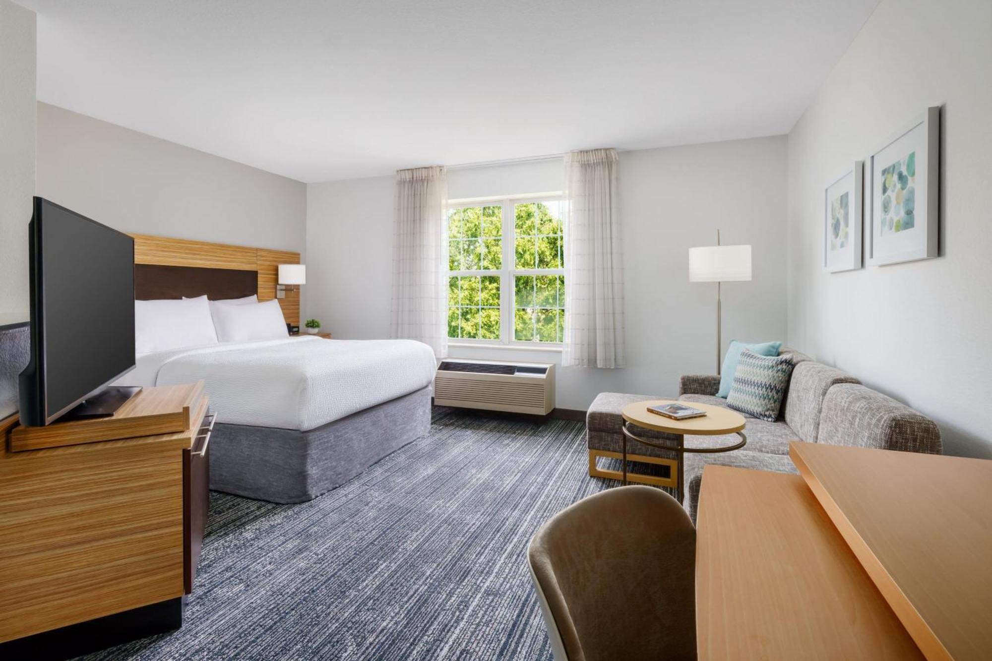 Towneplace Suites Manchester-Boston Regional Airport Exterior photo