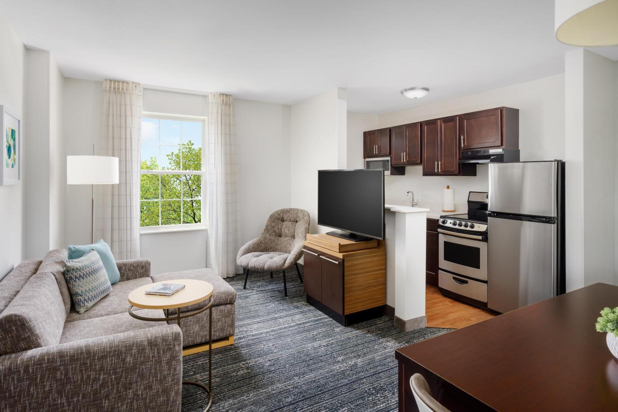 Towneplace Suites Manchester-Boston Regional Airport Exterior photo