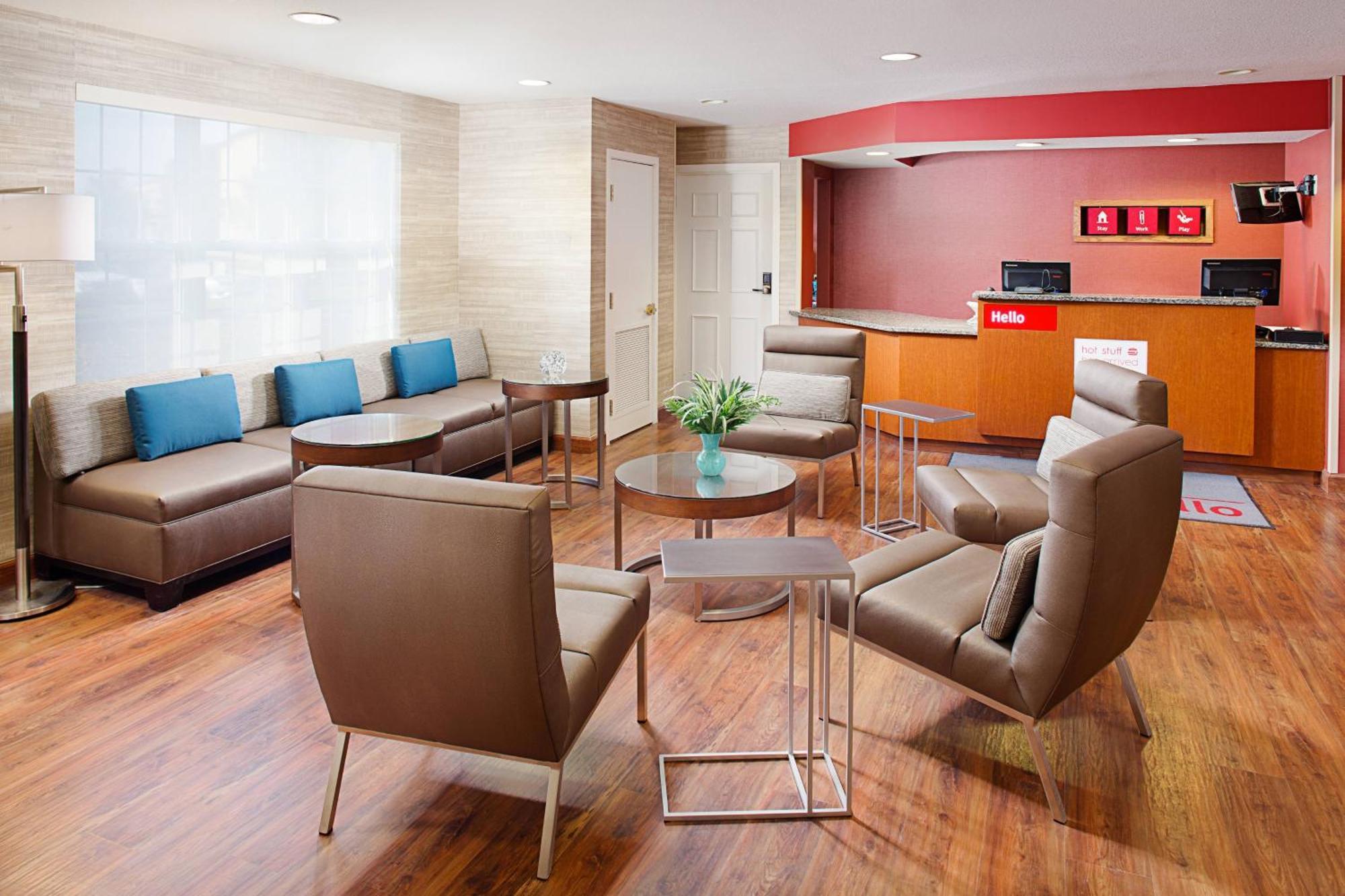 Towneplace Suites Manchester-Boston Regional Airport Exterior photo