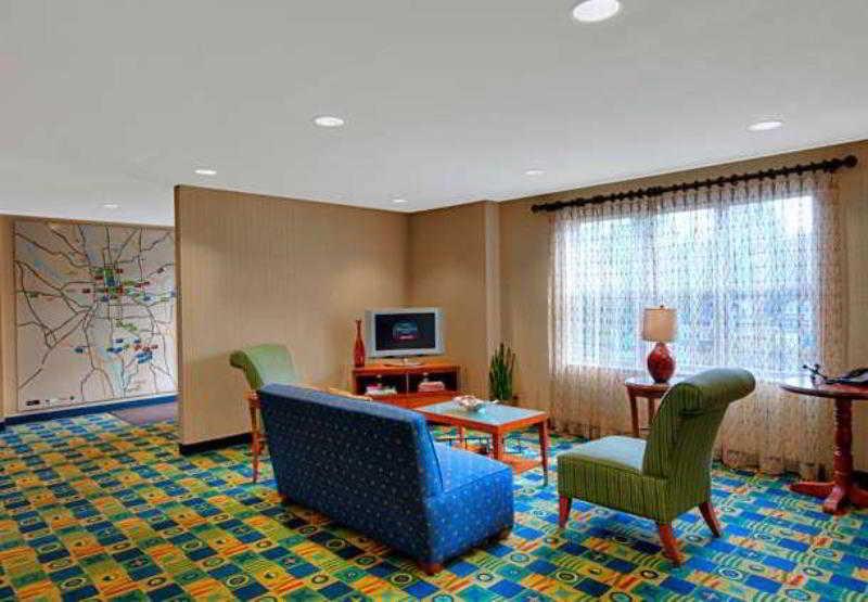 Towneplace Suites Manchester-Boston Regional Airport Interior photo